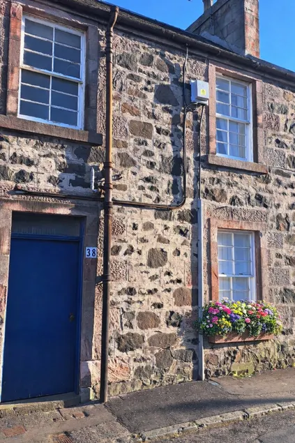 The Cambuskenneth Hideaway in Stirling - Image 1