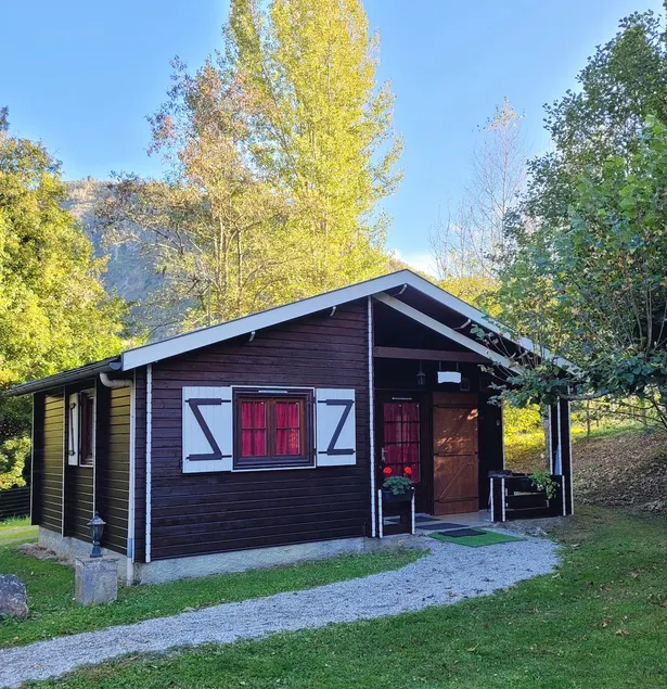 ”Sédour” Chalet in Montorgueil - Image 1