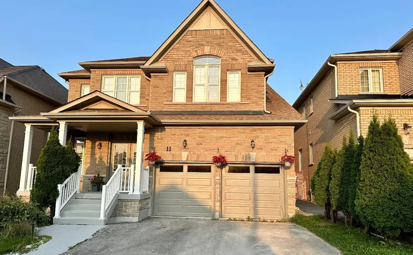 Beautiful&Spacious 2 Bedroom Basement Family Suite - Image 1