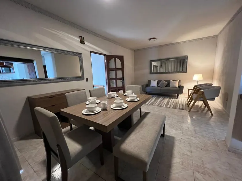 Modern apartment 1 minute from downtown - Image 1
