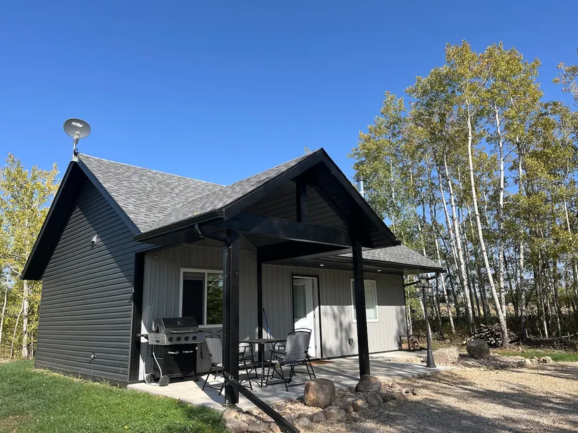 Edgewood Cottage at Lac la Nonne - Image 1