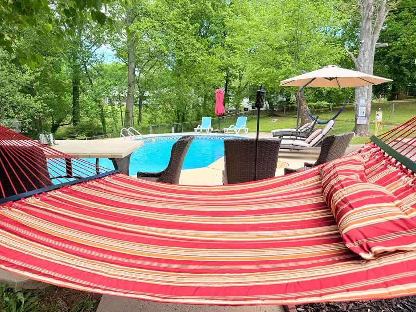 Aqua D’Lux House w/ Pool~4Rms~2kg 2qn 1f beds - Image 1