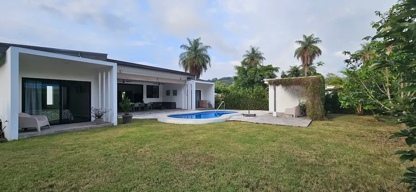 Casa Pages - Image 1