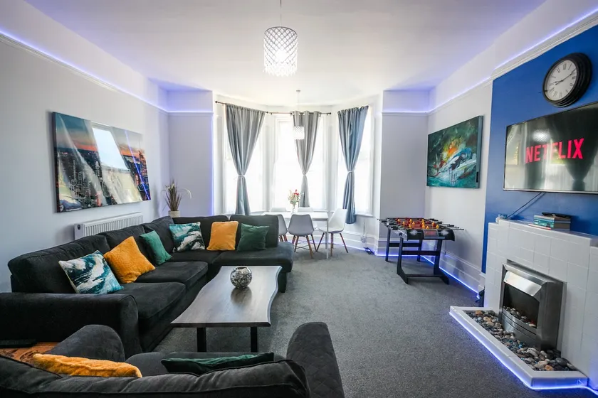 Spacious - 8ight Havens - Image 1