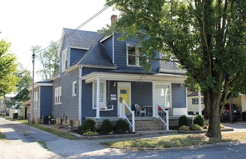 Small Town Charm - Image 1