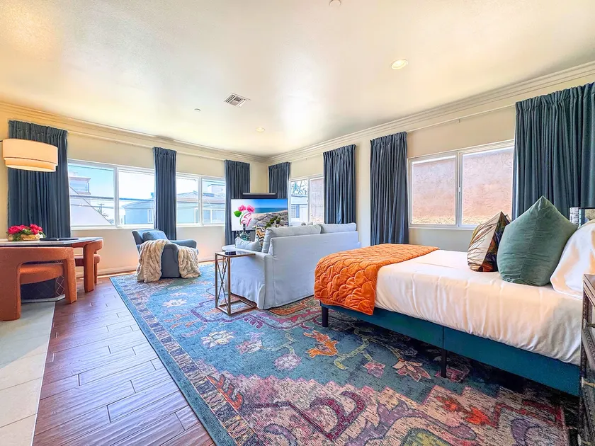 Saylors Aweigh Guest Suite - Image 1