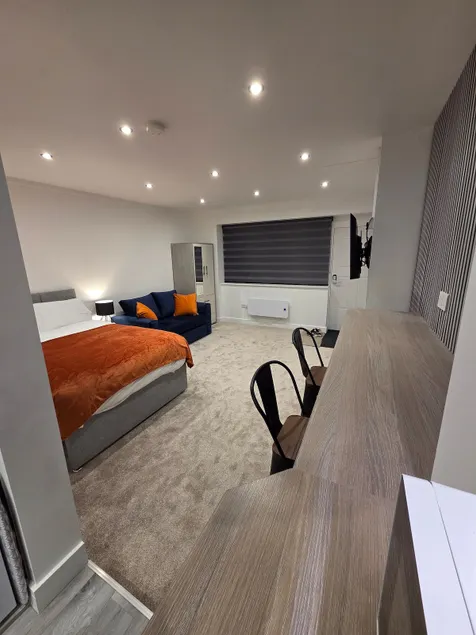The Snug by JS Apartments - Image 1