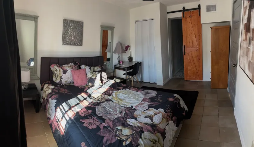 Pink Pearl Studio - Image 1