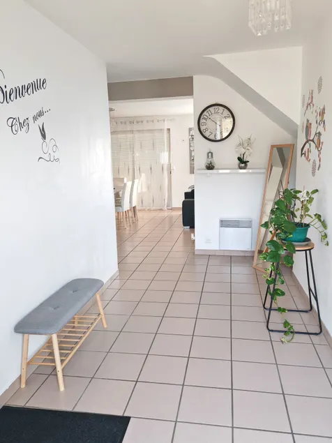 Welcoming House – Family & Pro - Image 1