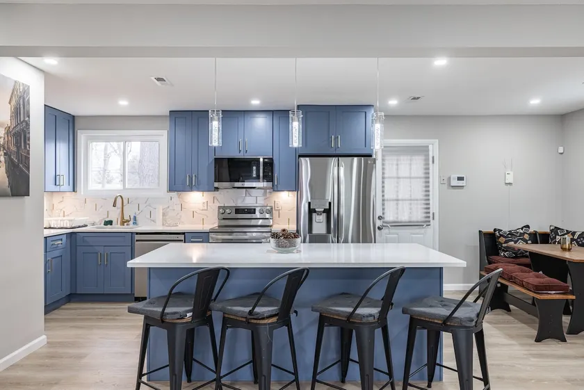 New! 3BR 2BA RVA | Sleeps 6 - Image 1
