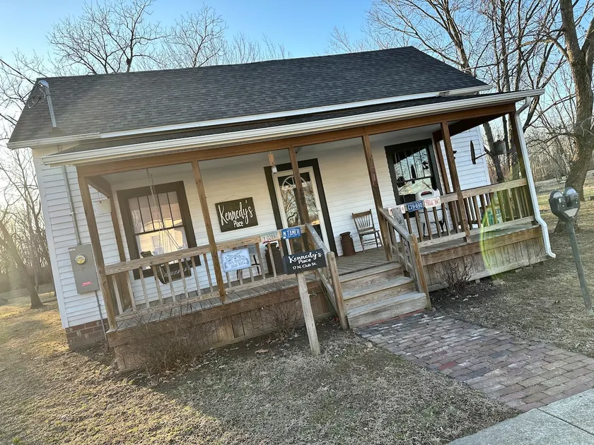 Kennedy's Place - Image 1