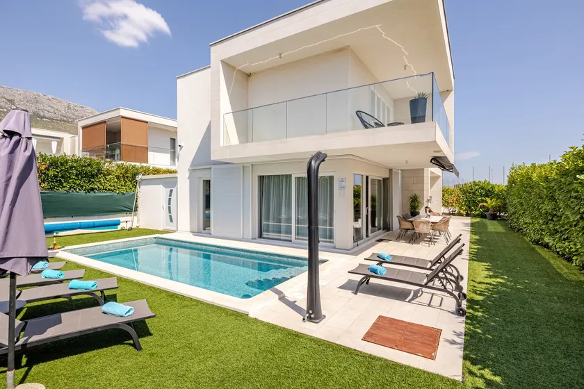 Villa Leah - Image 1