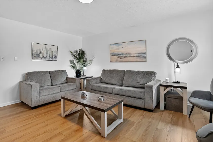 Liberty B Home: LU-1mi, Airport3mi, Free Parking - Image 1