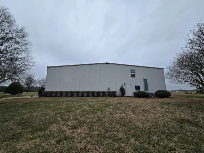 Hangar Haven - Image 1