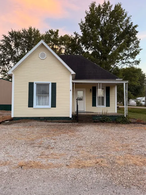 Small Town House - Image 1