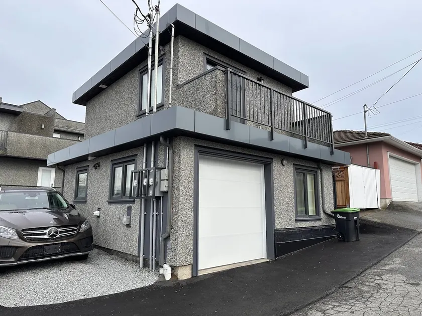 Cozy Private Coach House | 15 Mins to Downtown - Image 1