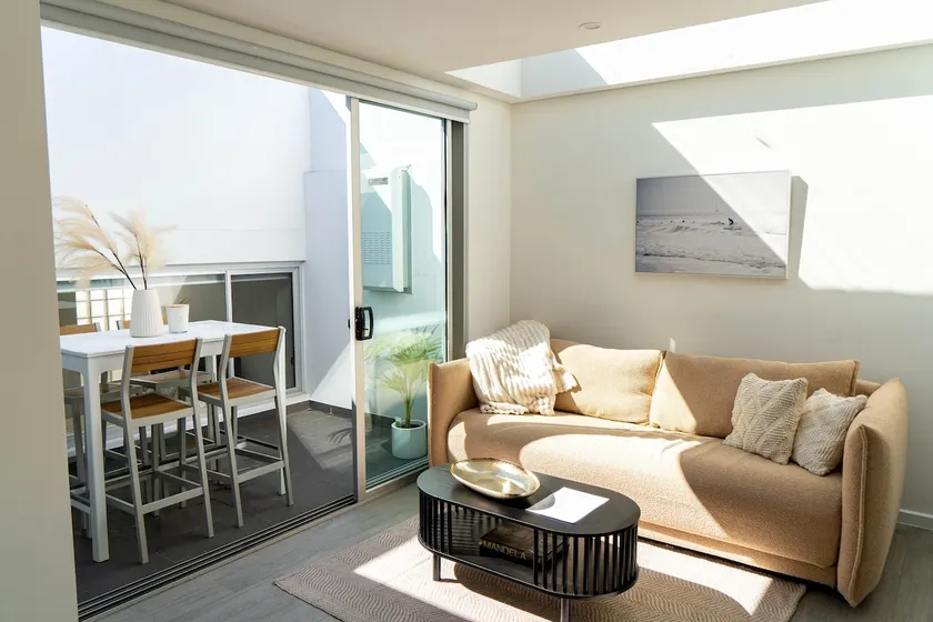Modern 1-Bedroom Retreat - Image 1