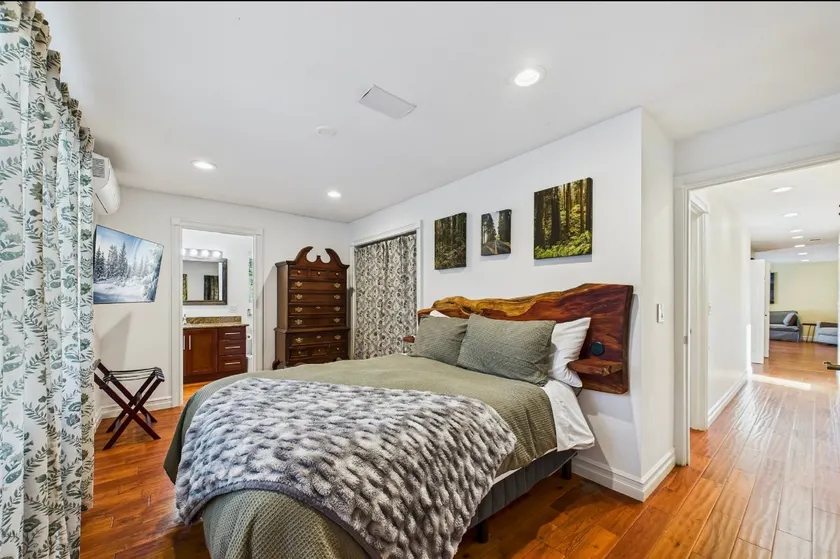 Redwood Coast Retreat - Image 1