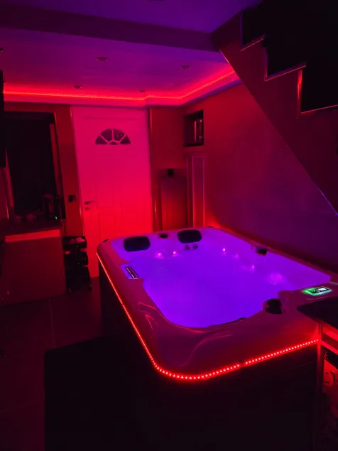 Romantic Room La Mure - Image 1