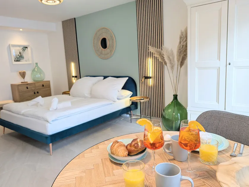 New! Munich oasis with two terraces - Image 1