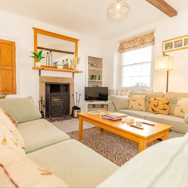 Cosy Dales cottage, walks from the door, four pubs - Image 1