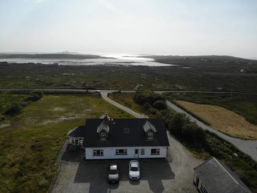 Jackies Cottage, Claddaghduff, Connemara - Image 1