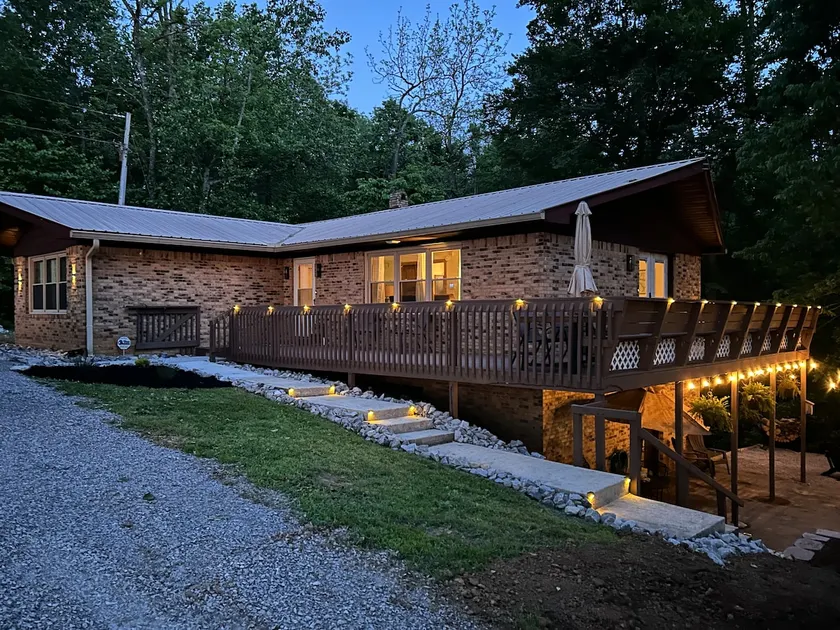 Wisdom Dock Retreat - Image 1