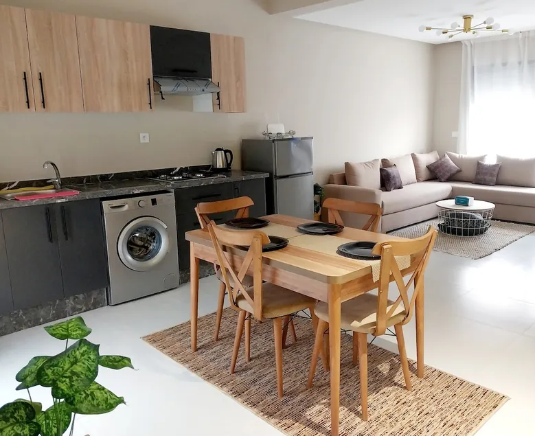 Cozy Stay Near Mohamed V Airport - Image 1