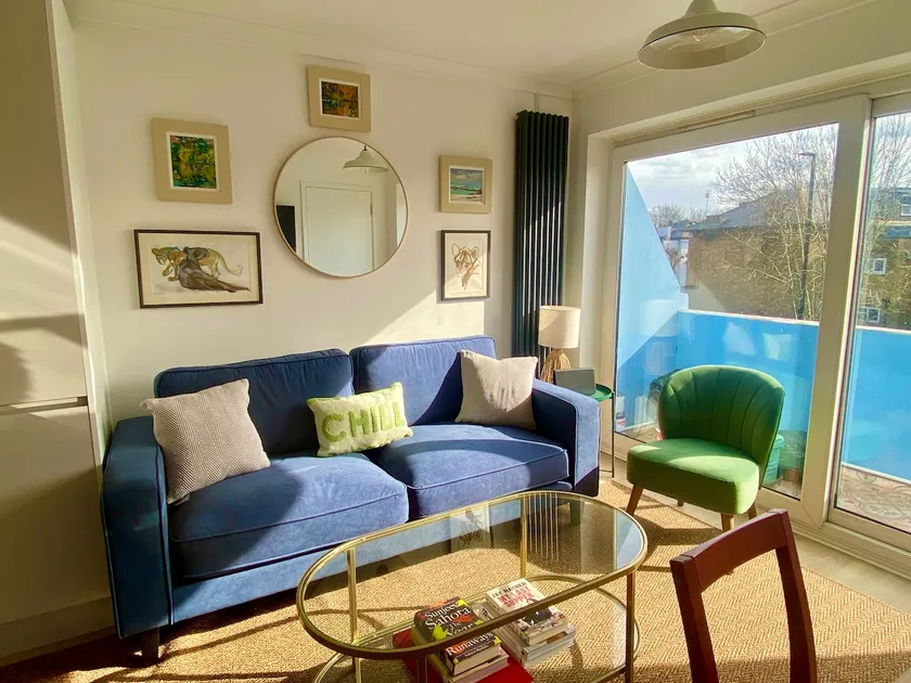 Cosy flat in Chiswick - Image 1