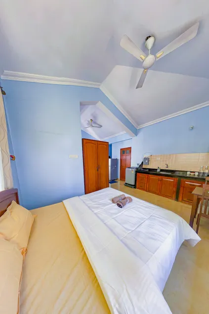 Colva beach 5 mins away,  jacuzzi, Rich Nest  Apt - Image 1