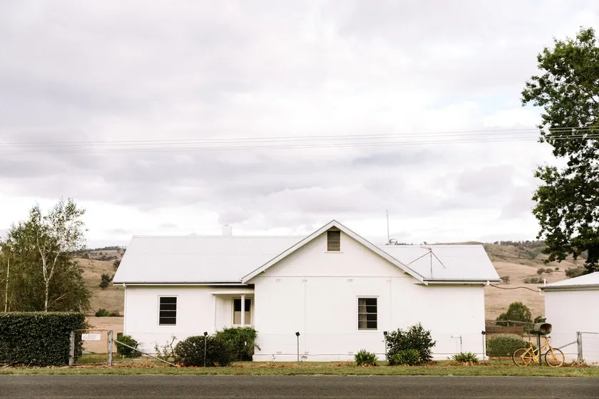 Nundi Cottage - family accommodation - Image 1