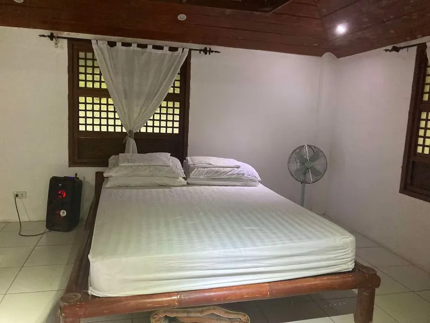 Sam's Place - Image 1
