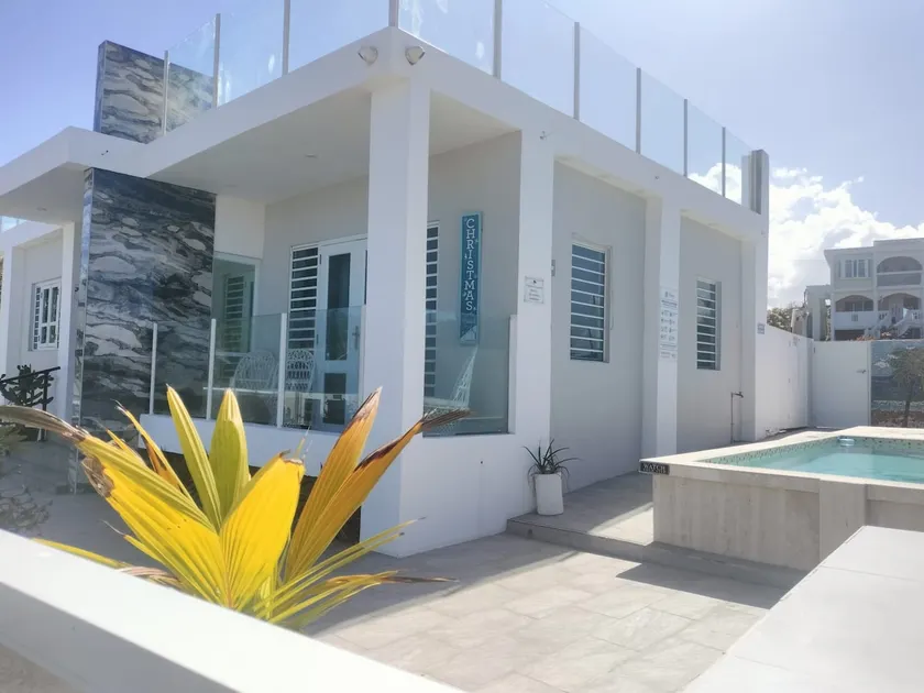 Entire Home, Arecibo's Coast. Mosaics of the Sea - Image 1