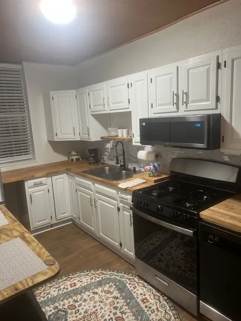 Welcome to our cozy apartment! - Image 1