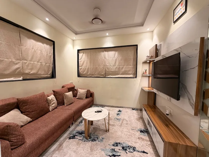 City Homes 2BHK (Near Lilavati Off Hill Road) - Image 1