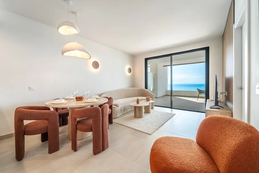 Seaviews Reserve The Breeze - Image 1