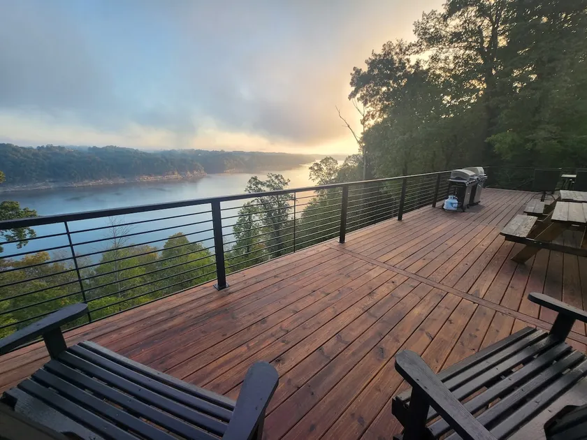 Lake Cumberland Luxury #2~ Lake views and hot tub. - Image 1