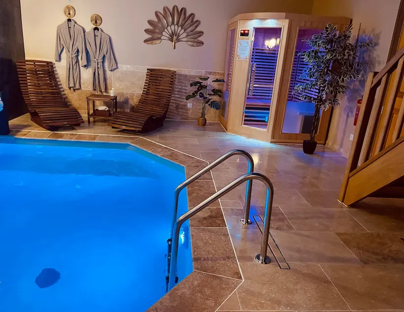 Spa pool - Image 1