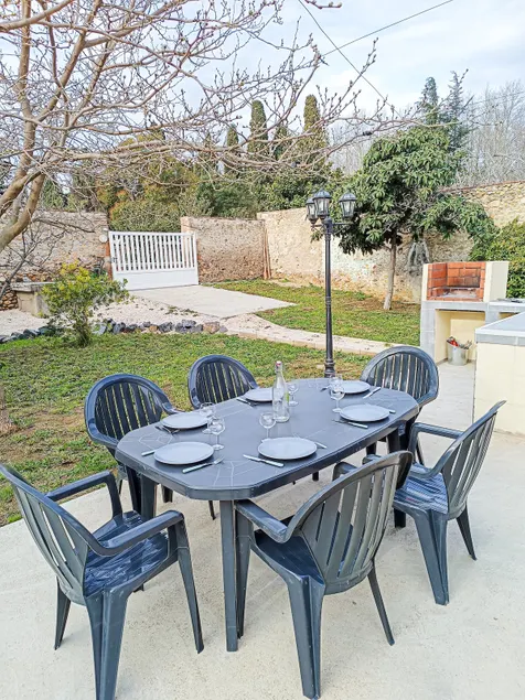 House for 6 people, garden, air conditioning and petanque - Image 1