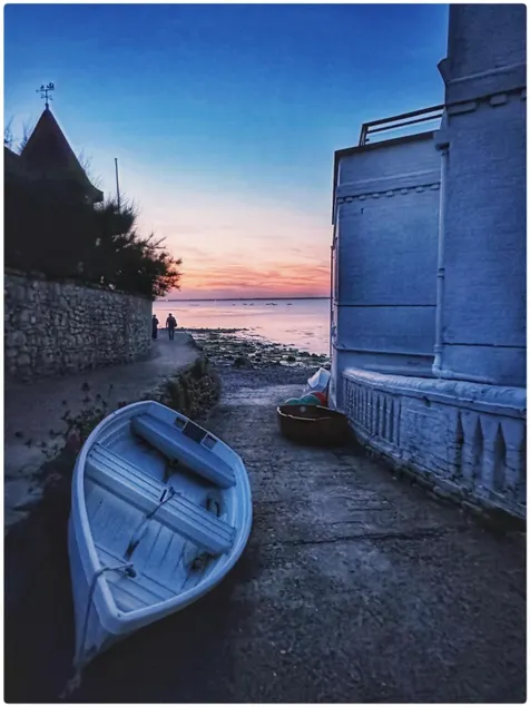 Saltwater Lodge - Air Con 75yrd to the sea - EV point free - Image 1