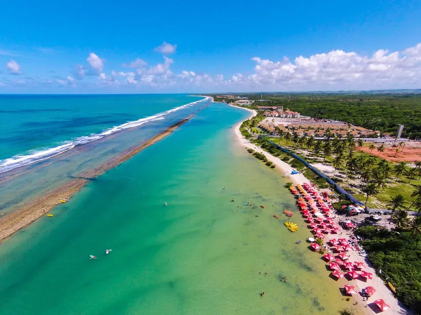 Beach Point - Muro Alto - Image 1