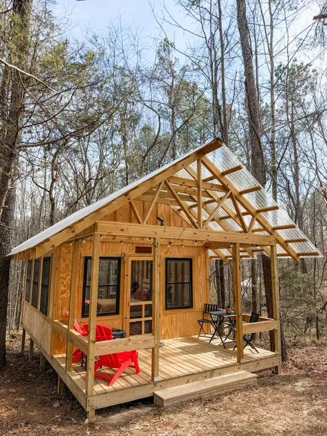Glamping-Style Cabin at Kerr Lake — ”The Lodge” - Image 1