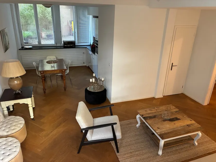 Premium apartment - spacious, modern, well-lit - Image 1