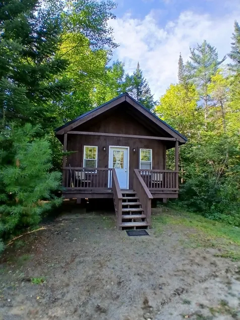 Windy Meadow Farm Cabin - Image 1