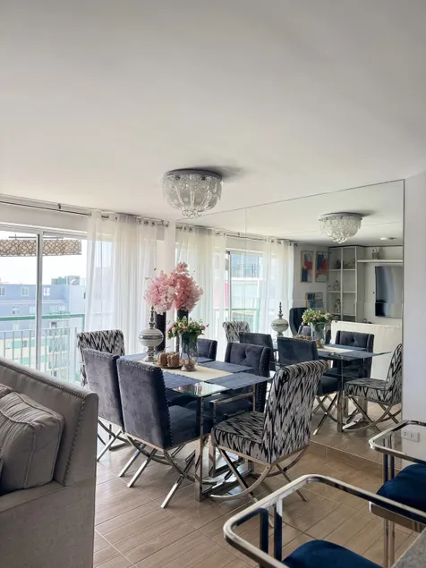 Furnished apartment - Image 1