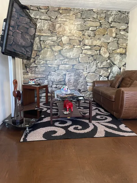 Great environment - Image 1