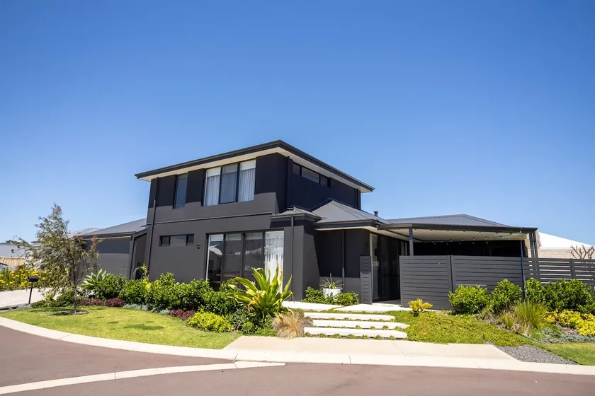 Noras Retreat - luxury stay close to town - Image 1