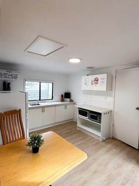 Charlestown Central 7 Bedrooms Front House and Back Unit - Image 1