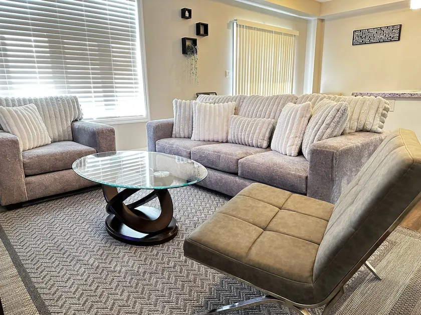 Modern 4BR Home | Ensuite, Parking & Relaxing Stay - Image 1