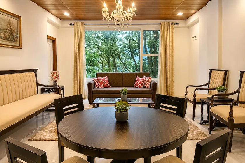 Zephyr 2BHK Lakeview Near Mall Road & Naini Lake - Image 1